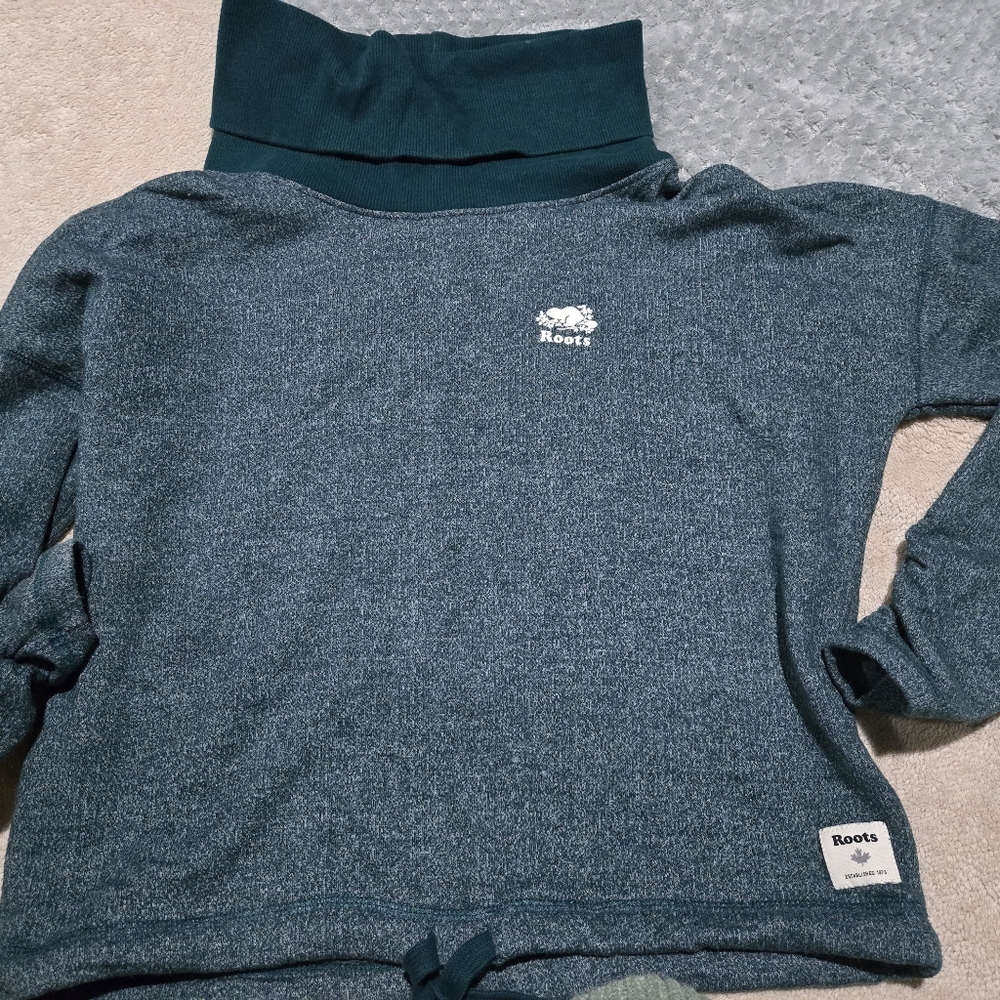 Girls Green Sweater by Roots